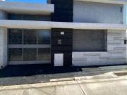 APTA CREDITO Casa en San Vicente 2/3 dormitorios Patio