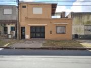APTA CREDITO VENTA CASA 3 DORMITORIOS, COCHERA