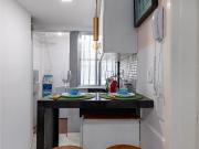 Apto 800m praia de Icaraí, com ESTACIONAMENTO