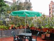 APTO CLASICO en El Nogal, amplio, luminoso con terraza...