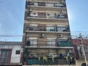 APTO CRÉDITO, 2 amb luminoso, cocina separada, baño con...