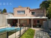 Apto Credito Casa en venta en calle La Plata en...