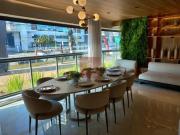 Apto. de 180 m2, em Condomínio de qualidade...