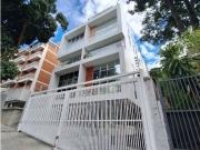 En Venta Apto en Lomas de las Mercedes