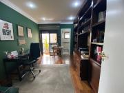 Apto p/ venda ou aluguel possui 267 m² com 4 quartos...