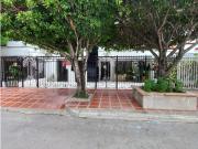 APTO Y CASA EN VENTA EN EL BARRIO LOS ANDES