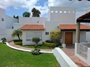 ar casa en renta con recamara en planta baja en...