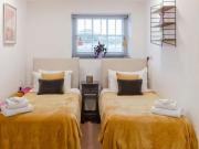 Aragon House, Hampton Court Road, London, KT8 9BY,...