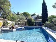 Aramon 30390 Achat / Vente maison 8 pièces t8 parking