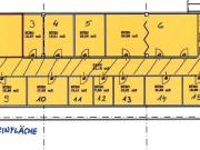 LEONDING ARBEITEN IN EINEM BÜRO DAS ÜBERZEUGT B09