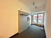 Arbeiten im Grünen, zwischen Büro und Natur, am...