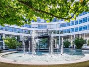 Arbeitsplätze. Coworking Bereiche und Eventflächen im...