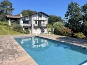 Arcangues 64200 Achat / Vente maison 7 pièces t7 piscine...
