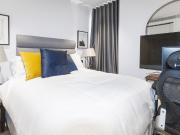 Arches Lane, London SW11, 3 bed flat to rent, £21,667...