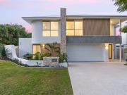 Architectural Opulence built less than a year ago