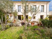 ARCHITECTURE TRANSFORMÉE 2024 Maison avec jardin et...