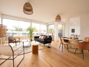 ARCHITECTURE VALORISÉE 1970 Duplex avec terrasse, jardin...