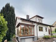 Architektenhaus mit zwei Wohneinheiten: stilvolles...