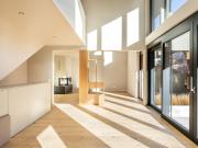 Architektur, Farbe und Licht: Neubau Doppelhaushälfte...