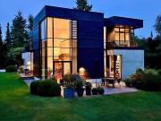 Architekturtraum mit Blick auf den eigenen Wald. Weitere...