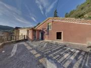 ARDECHE: Maison de pays en pierre avec garage,...