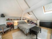 Arden Crescent, London, E14