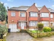 Arden Road, Finchley Central, 5 Bedroom Semi detached