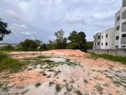 Área com 1400 m² com excelente localização