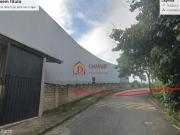 Área de 2.450m2 Comercial
