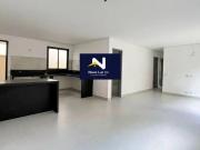 Área privativa 214m², 3 quartos, 3 suítes, 2 vagas com...