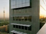 + + ARES TOWER + + + BÜROS MIT WEITBLICK + + + DONAU...