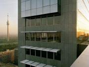 + + ARES TOWER + + + BÜROS MIT WEITBLICK + + + DONAU...