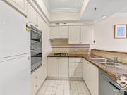 ARGUABLY THE CBDs FINEST RIVERFRONT COMPLEX 1 Bedroom...