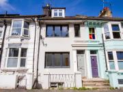 Argyle Road, Brighton BN1, 4 bed flat to rent, £3,120...