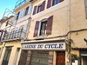 ARLES. Ensemble immobilier en centre ville