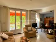 ARLES. Spacieux appartement T4