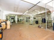 Armazém à venda em Amadora