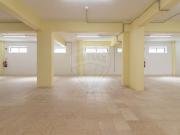 Armazém à venda em Seixal