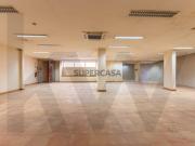 Armazém com Escritórios à Venda no Centro do Funchal...