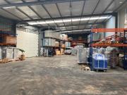 Armazém para arrendar em Albarraque Sintra