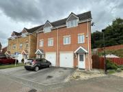 Armthorpe, Reeves Way, Doncaster, 3 Bedroom Semi detached