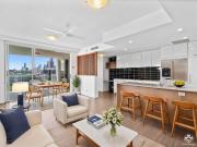 AROBR MILTON 2 BEDROOM 2 BATHROOM APARTMENT PLUS A CAR...