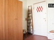 Arredato camera in appartamento a Tiburtina, Roma Arredato camera in appartamento a Tiburtina, Roma