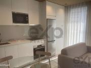 Arrenda se apartamento excelente T2 novo, com 2 frentes,...