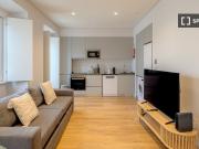 Arrenda se apartamento T1 em Almada