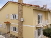 Arrenda se Moradia T3 com Vista Mar na Areia Branca