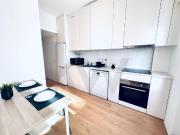 Arrenda se T3 na Rua Conde Redondo