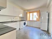 Arrenda T2 Duplex. 2º Andar. 2 Suites. Rua calma no...