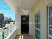 ARRENDAMENTO ANUAL DE APARTAMENTO T2 EM CONDOMINIO...