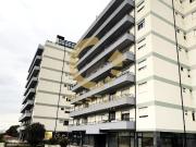 Arrendamento Apartamento T2 Renovado com Varanda e Lugar...